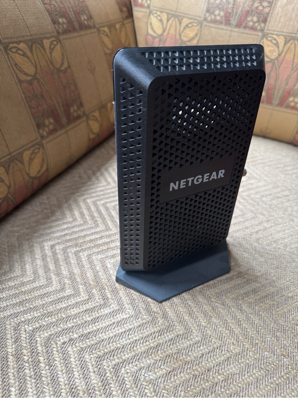 NETGEAR CM1100 Modem
